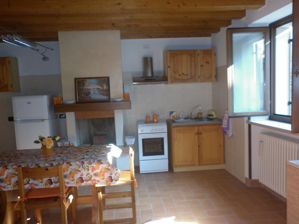 La Piccola Mimosa Apartment SantʼAmbrogio di Valpolicella Exterior foto
