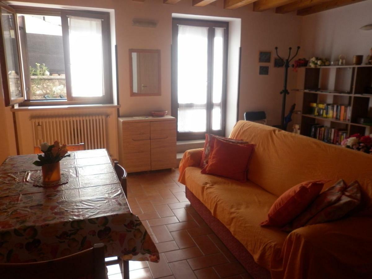 La Piccola Mimosa Apartment SantʼAmbrogio di Valpolicella Exterior foto