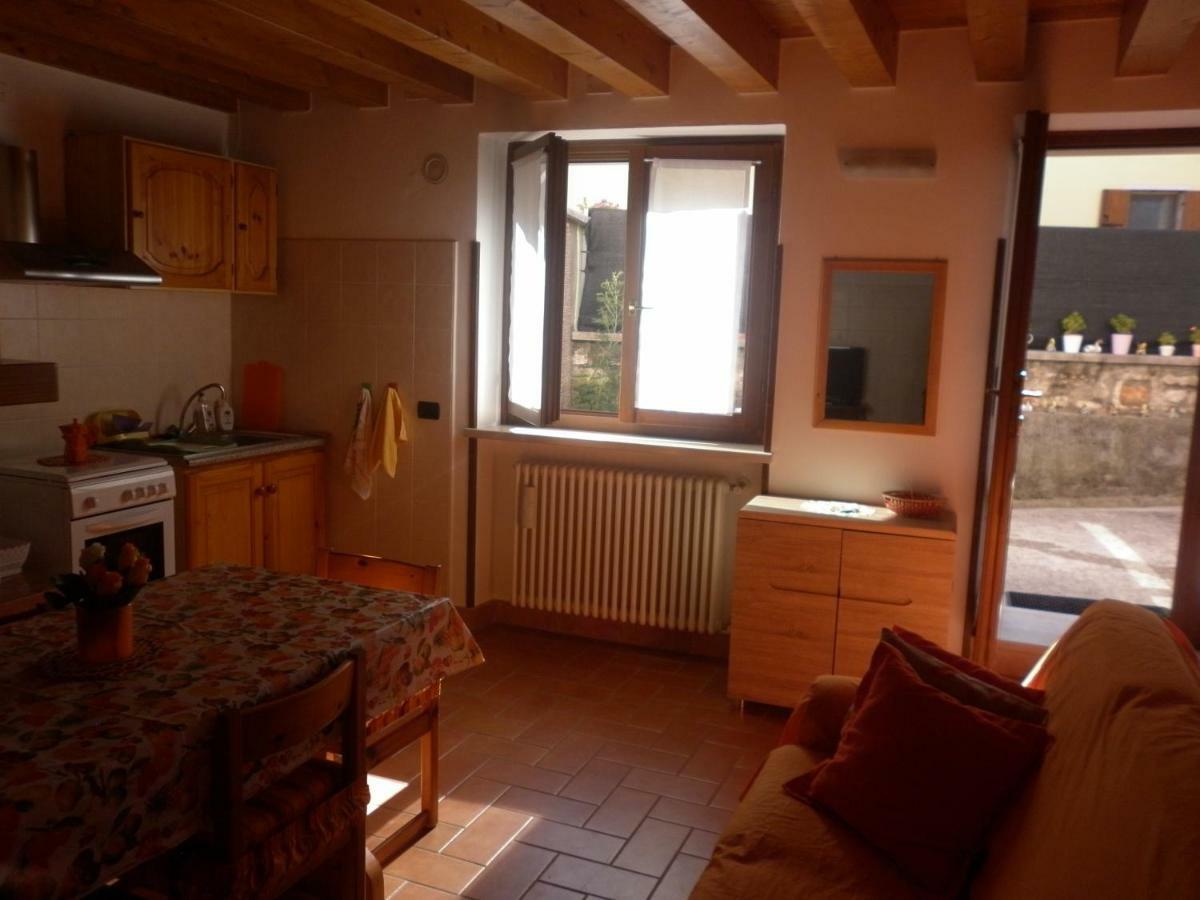 La Piccola Mimosa Apartment SantʼAmbrogio di Valpolicella Exterior foto